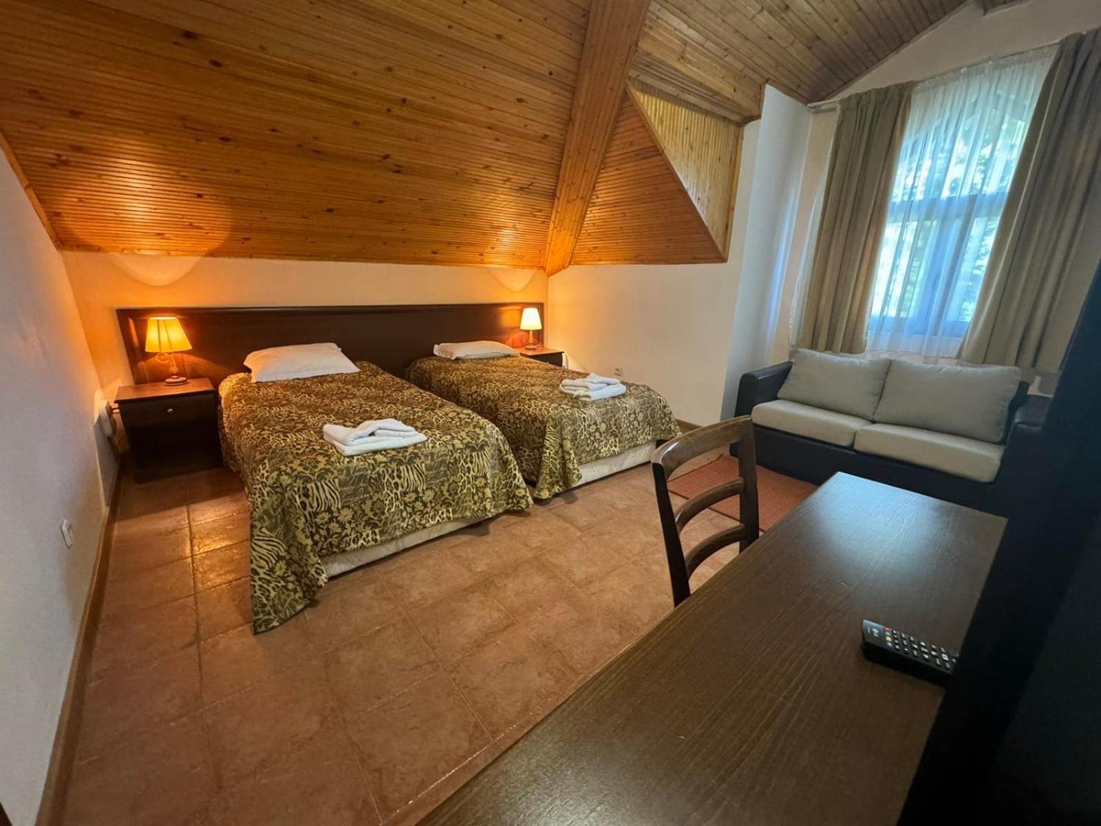 Villas Mura With Spa & Hot Swimming Pool 波罗维茨 外观 照片