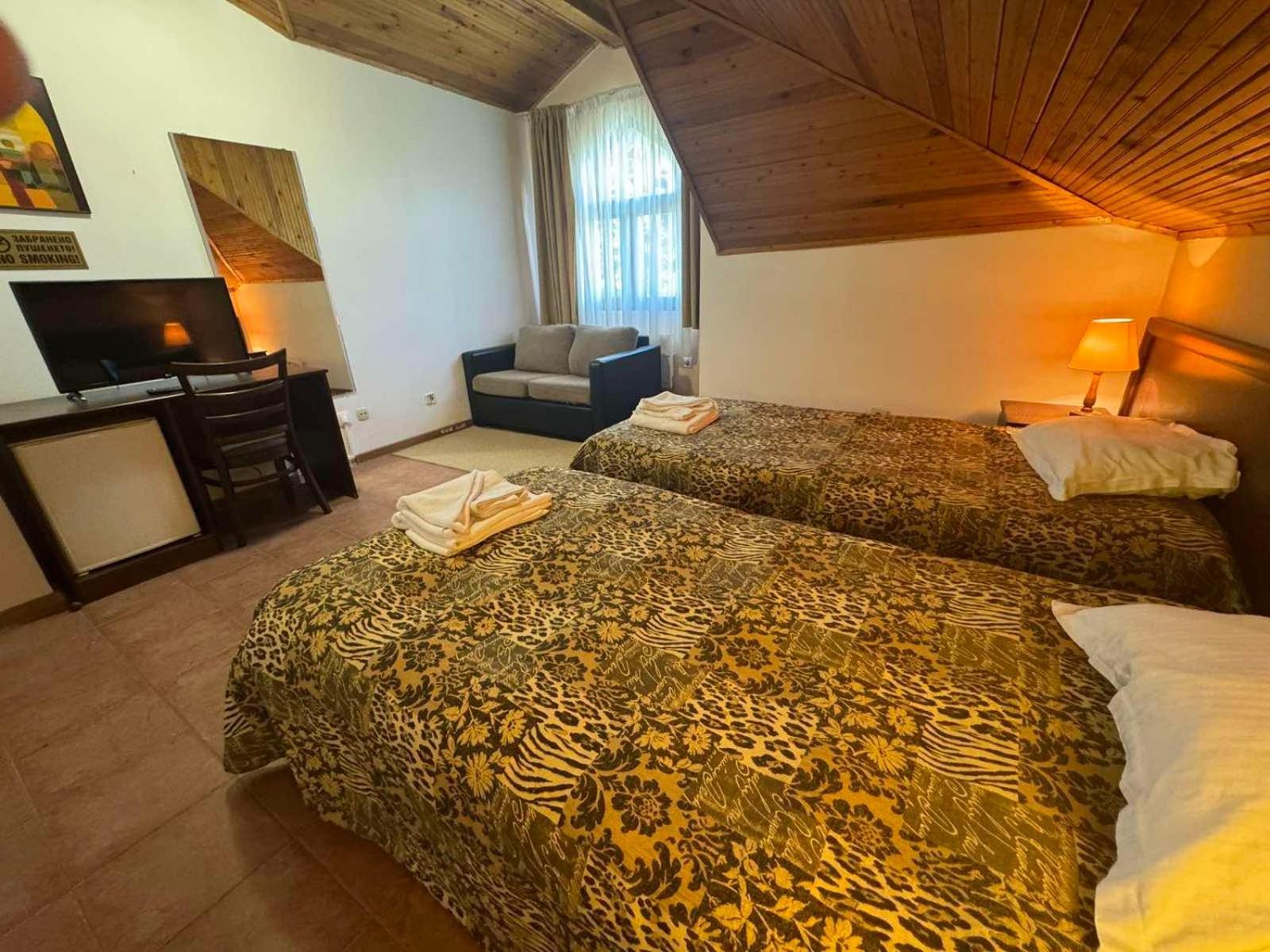 Villas Mura With Spa & Hot Swimming Pool 波罗维茨 外观 照片
